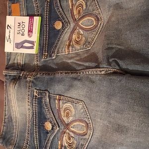 SEVEN7 JEANS